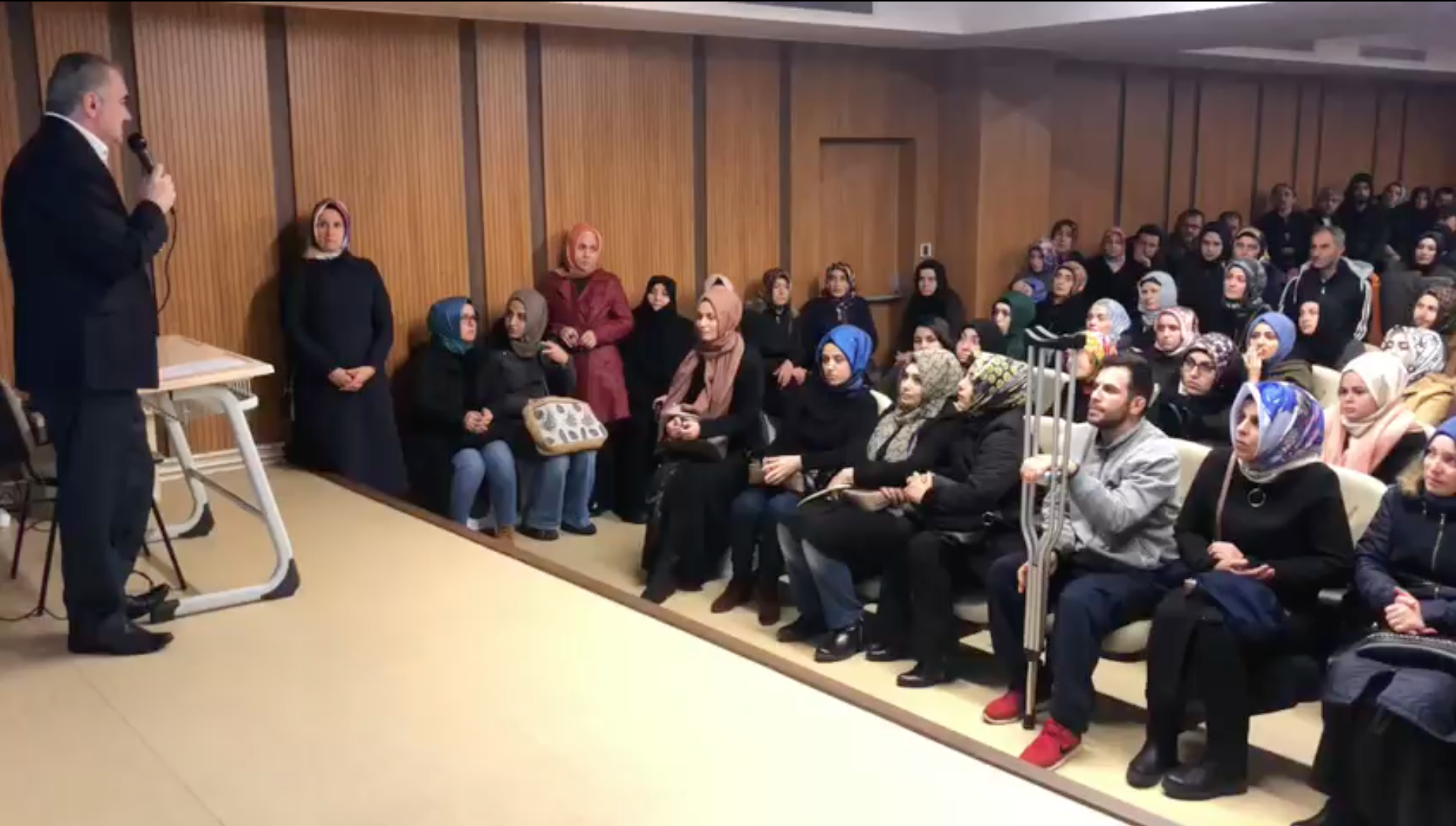 01.12.2018_İSTANBUL ATAŞEHİR KIZ ANADOLU İMAM HATİP LİSESİ KONFERANS