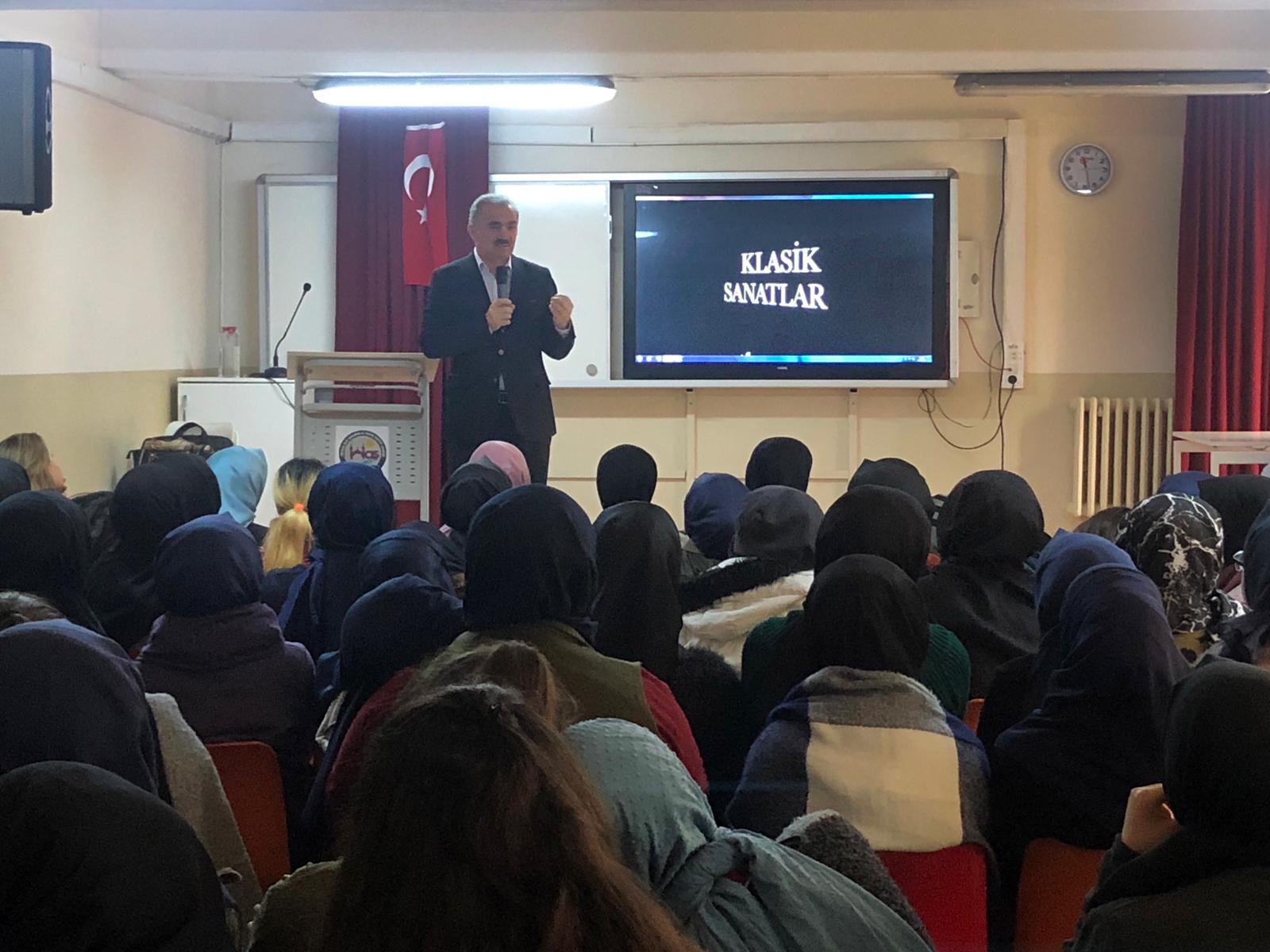 İNTAŞ KIZ ANADOLU İMAM HATİP LİSESİNDE KLASİK SANATLAR KONFERANSI