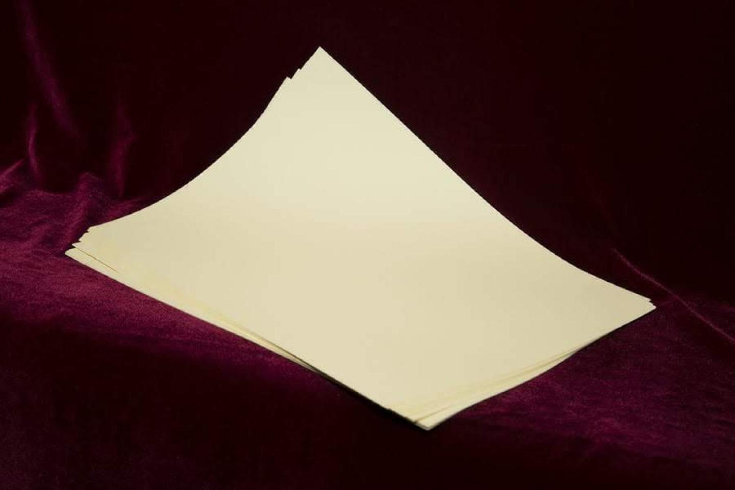 Beyaz Kağıt 35-50 cm 90 GR 250 Adet